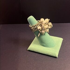 Vintage Stretch Silver Tone Cluster Ring